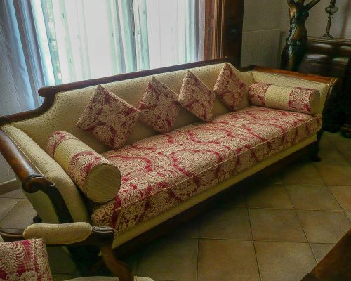 canapé après réféction avec coussins toile de jouy